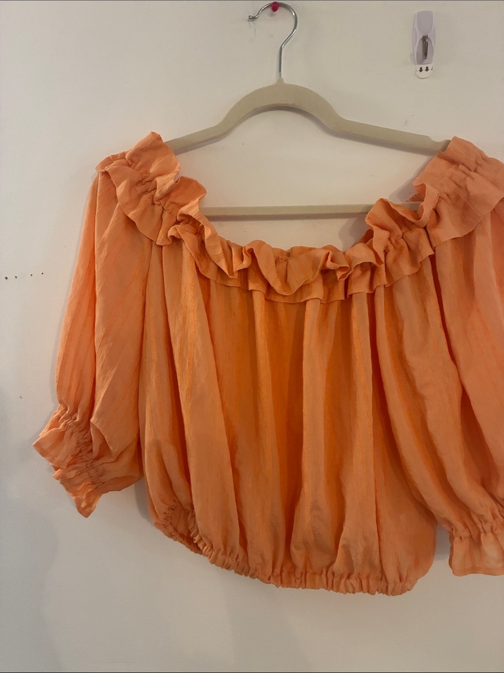 Festival Feminine Crop glam Peach Ruffled 3/4 Sleeve Off-Shoulder Blouse Sz M